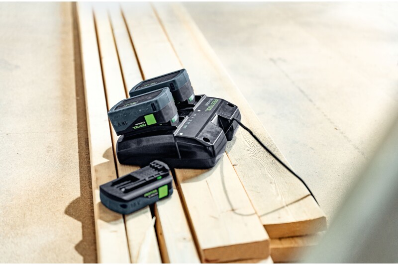 Szybka ładowarka TCL 6 DUO