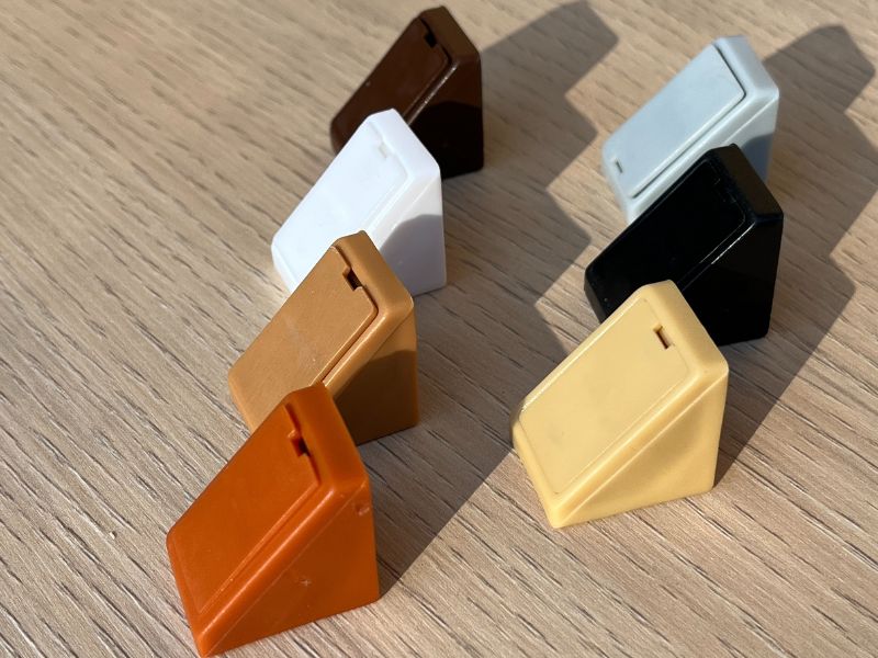 Kątownik plastikowy pojedynczy KN-385